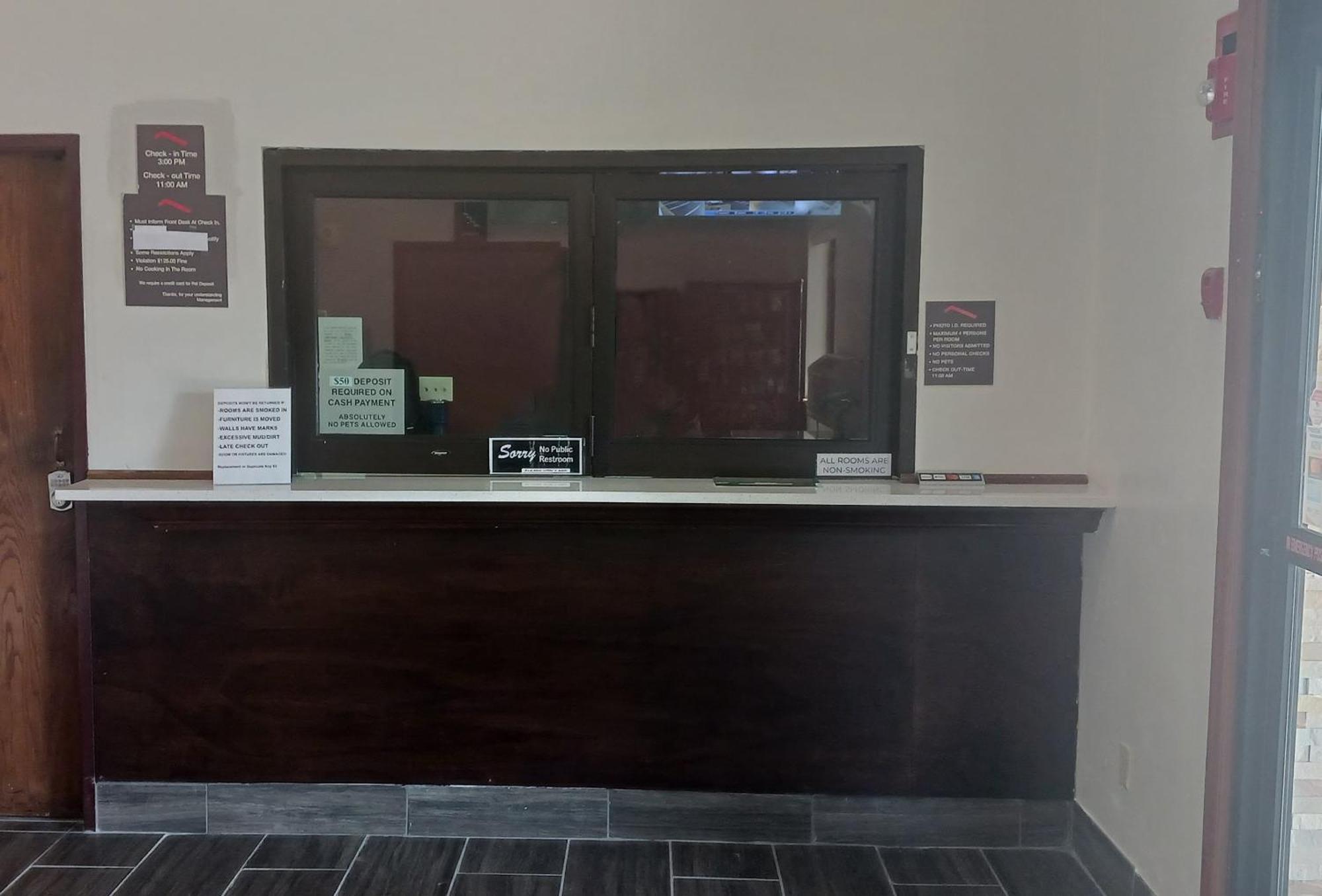 Red Roof Inn Huntsville, Al Экстерьер фото